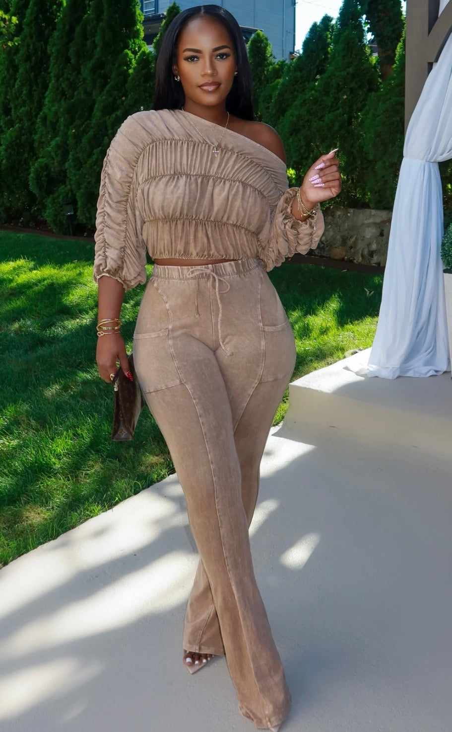 Tonight’s Conversation||Set